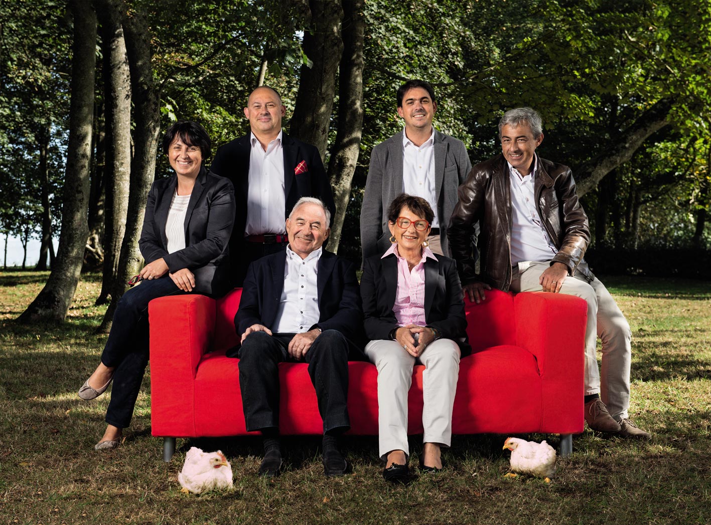 Famille_savel_canape_rouge